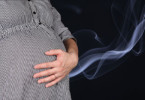 Pregnant women, smoke