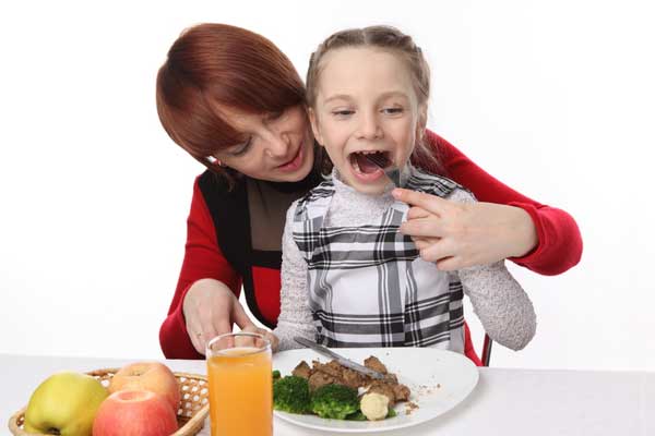 child-girl-eat-nutrition-diet-help-mother