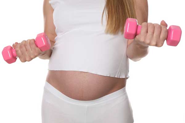 pregnancy-workout-exercise-fitness-dumpbell